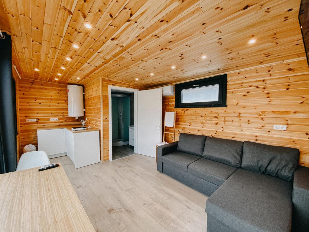 Pixel - Tiny Campus Villa Tirgu Secuiesc Luaran gambar
