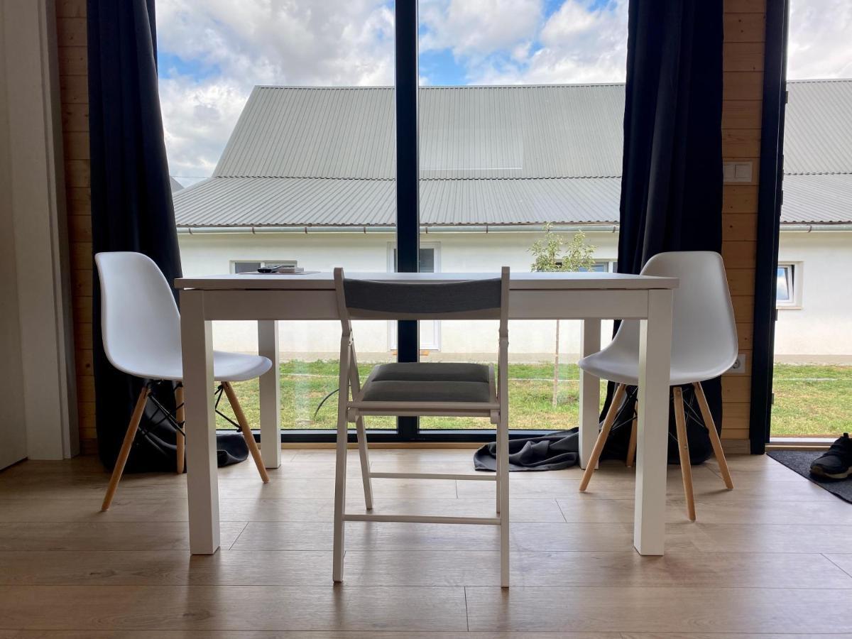 Pixel - Tiny Campus Villa Tirgu Secuiesc Luaran gambar