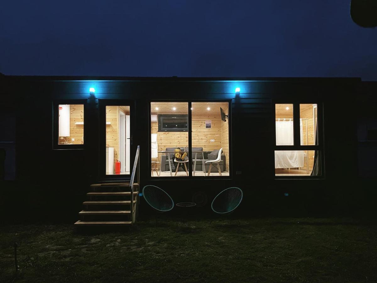 Pixel - Tiny Campus Villa Tirgu Secuiesc Luaran gambar