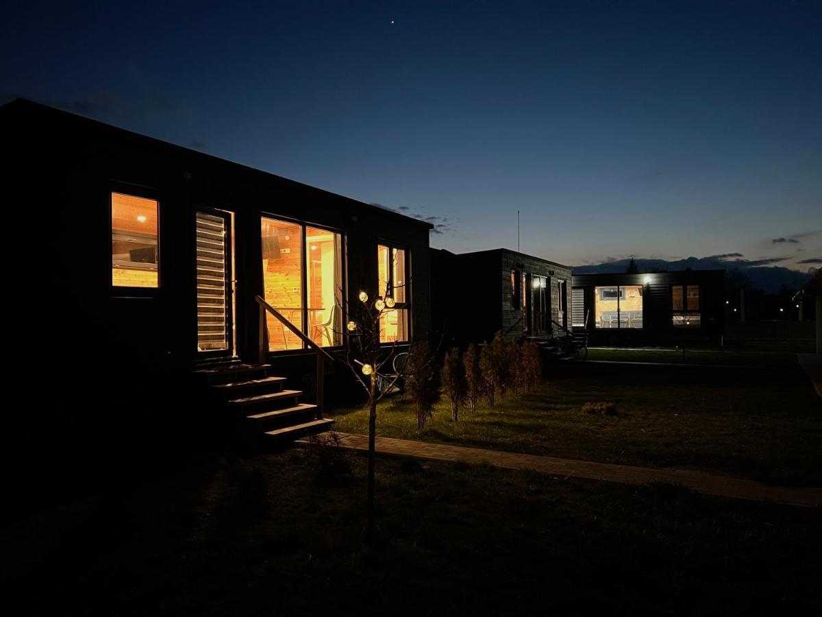 Pixel - Tiny Campus Villa Tirgu Secuiesc Luaran gambar