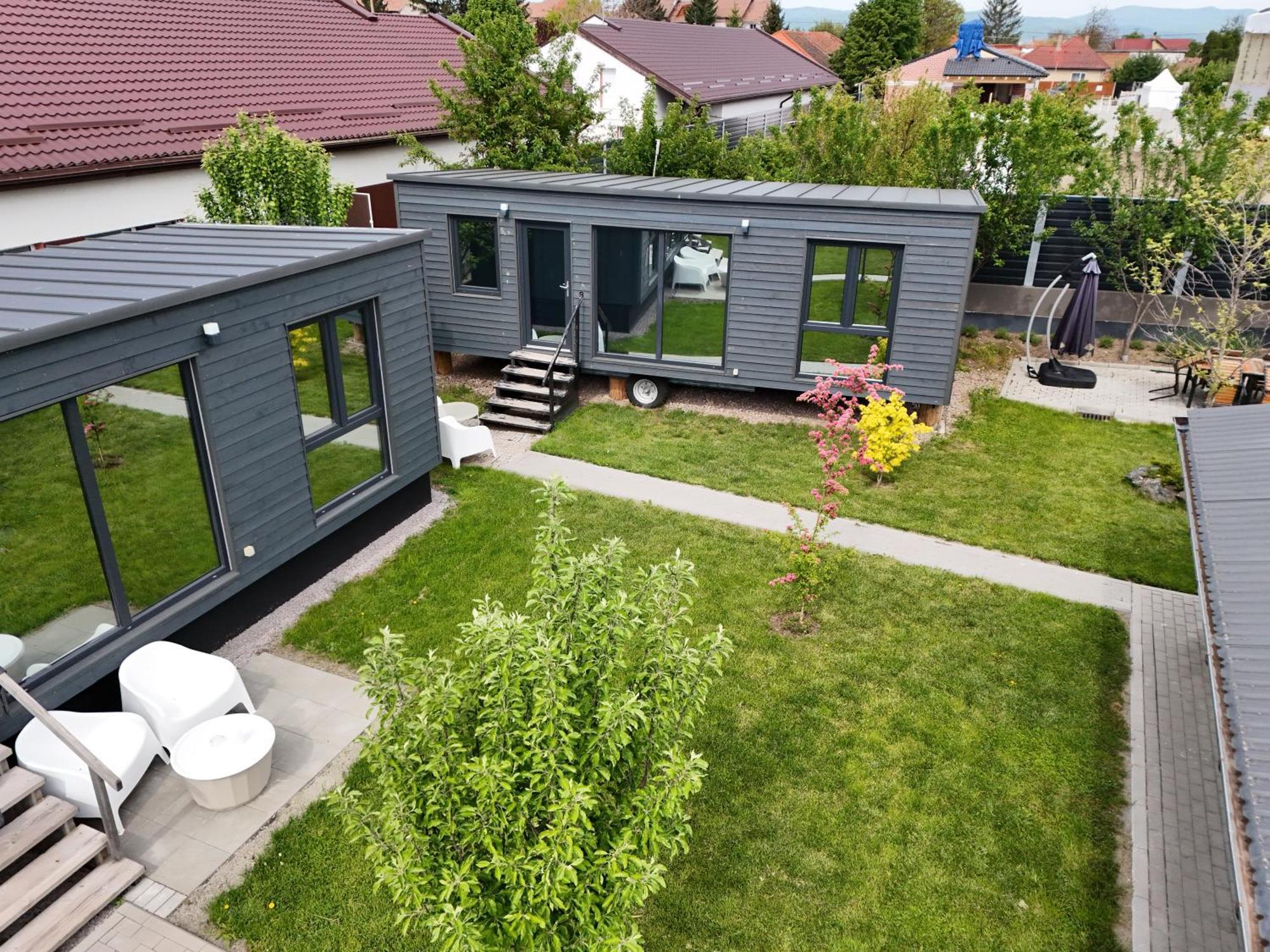 Pixel - Tiny Campus Villa Tirgu Secuiesc Luaran gambar